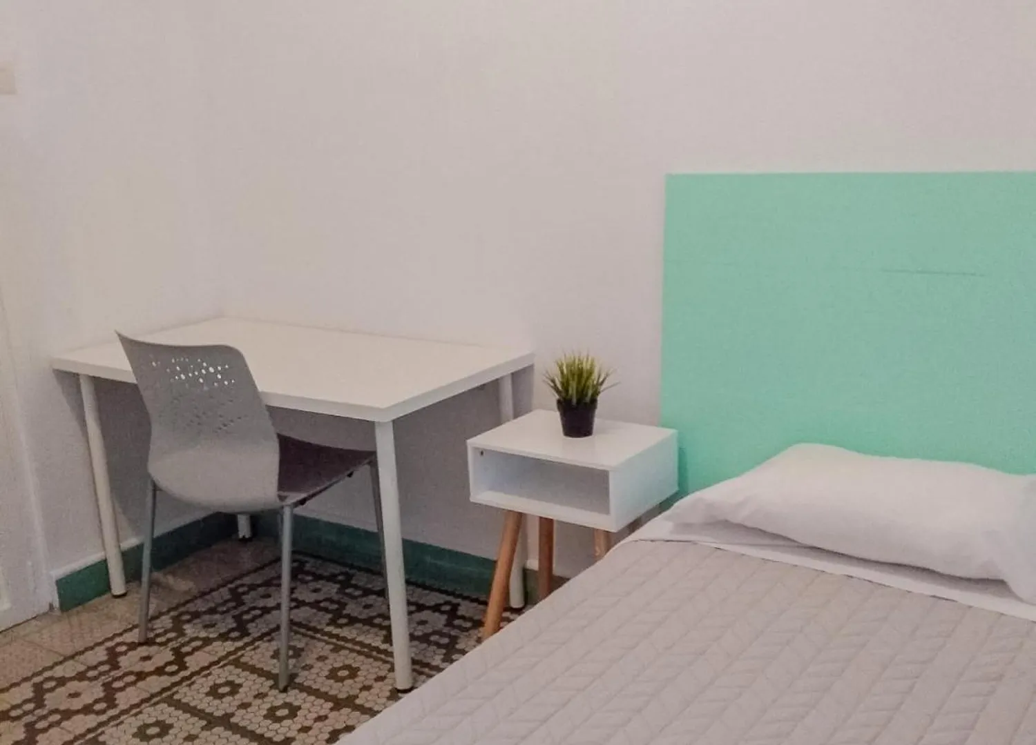 Barbatuke Conde Vandrarhem Málaga